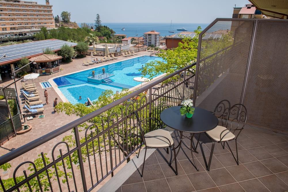 Art Hotel Diamond Naxos Taormina Giardini-Naxos Buitenkant foto